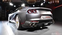 812 Superfast juga memiliki control system yang dijamin membuat mobil bakal lebih asyik dikendarai dan lebih mencengkeram aspal. Foto: Ferrari