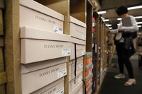 Curhat Buruh Pabrik Indonesia yang Digaji Rendah oleh Brand Ivanka Trump