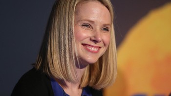 Wajah sumringah Mayer saat mengumumkan Yahoo telah mengakuisisi Tumblr senilai USD 1,1 miliar pada tahun 2013 di New York City. (Foto: GettyImages)