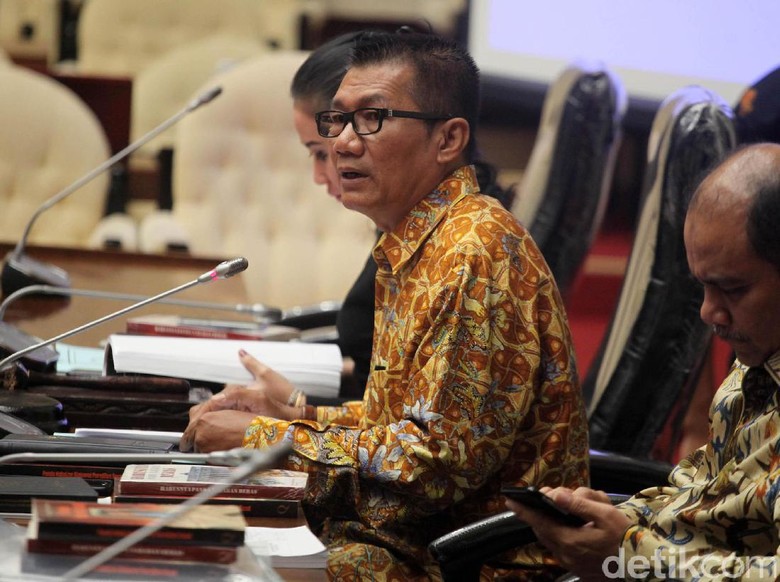 Pansus Angket akan Adukan Ketidakhadiran Pimpinan KPK di Paripurna Pansus Angket akan Adukan Ketidakhadiran Pimpinan KPK di Paripurna
