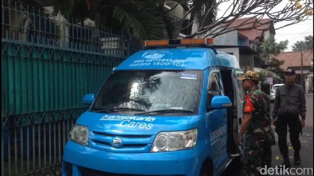 Ini Penampakan Molotov yang Dilempar ke Rumah Dirut TransJ