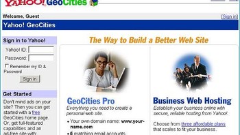 Di eranya, Geocities yang diakuisisi Yahoo di tahun 1999 menjadi layanan hosting yang cukup populer. Namun kini layanan tersebut hanya tersisa di Jepang, sementara di negara lainnya telah sejak lama dimatikan. Foto: yahoo geocities