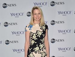 Momen Si Cantik Berotak Cemerlang Pimpin Yahoo