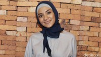Enno Lerian mengaku semakin nyaman mengenakan hijab. Foto: Ismail/detikHOT