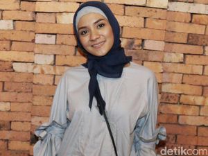 Baru Sembilan Bulan Melahirkan, Enno Lerian Hamil Lagi