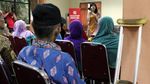 Berbagi Kebahagiaan Bersama Lansia