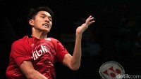 Jonatan Christie mengatasi perlawanan pebulutangkis dari China Taipei Hsu Jen Hao dalam ajang BCA Indonesia Open 2017 yang digelar di JCC, Jakarta, Rabu (14/06/2017).