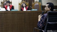Meski begitu, Handang mengatakan uang itu juga untuk kegiatan seminar dan kajian hukum tax amnesty. Oleh sebab itu, pihaknya bekerja sama dengan ormas Indonesia Kerja (Inaker).