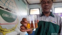 Para sopir dan awak angkutan dari bus Antar Kota Antar Provinsi (AKAP) serta bus Antar Kota Dalam Provinsi (AKDP) menjalani test urine.