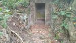 Bukannya Mistis, Bunker Jepang Ini Malah Memesona