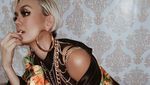 Penampilan Agnez Mo Love It or Leave It?
