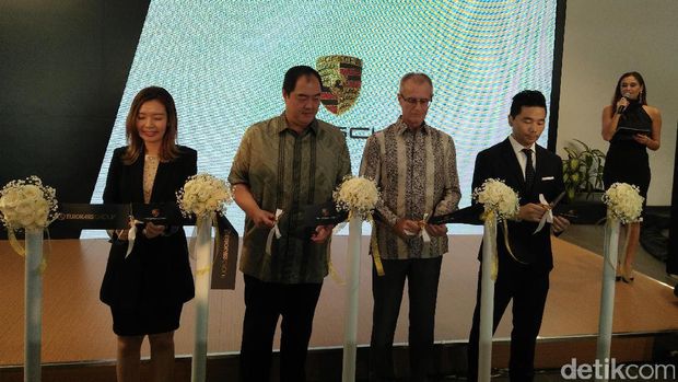 Eurokars Resmikan Kantor Pusat Jakarta