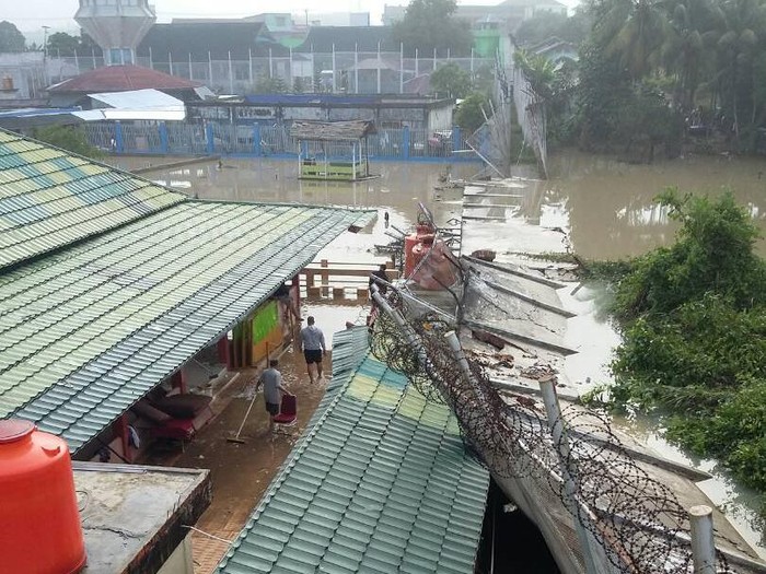 76 Napi Lapas Jambi Kabur Akibat Dinding Jebol Diterjang Banjir