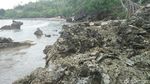 Bukan di Anyer, Pantai Karang Bolong Ini di Sabang