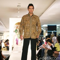 koleksi baju lebaran (Foto: Mohammad Abduh/Wolipop)