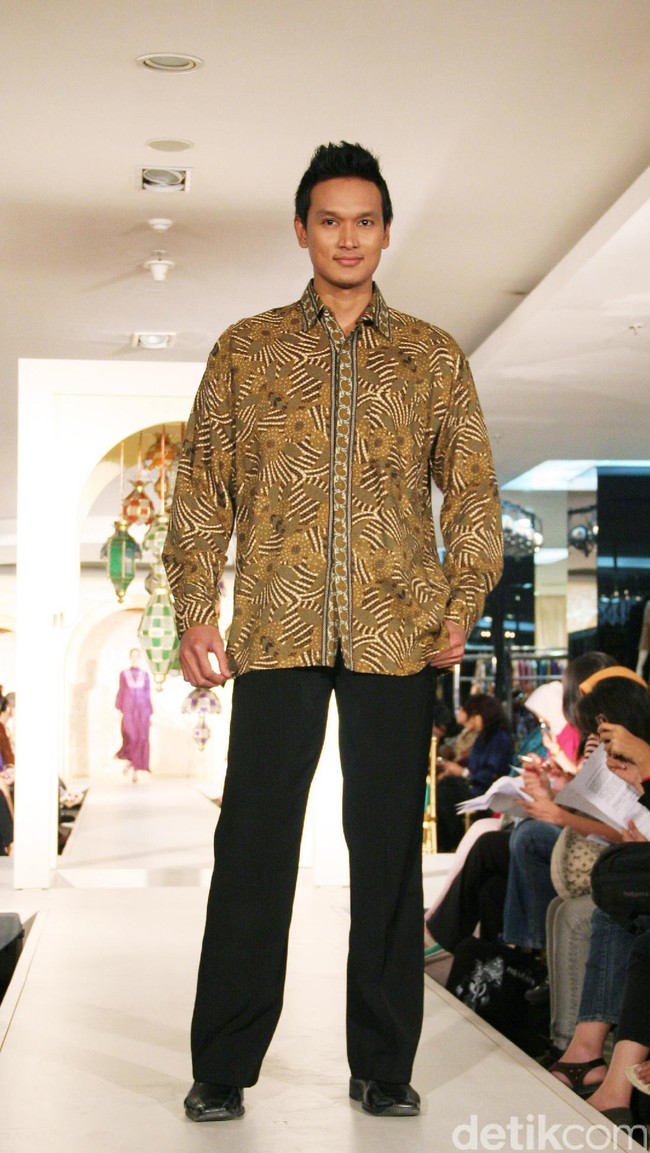 koleksi baju lebaran (Foto: Mohammad Abduh/Wolipop)