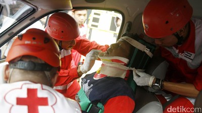 Begini Simulasi Pertolongan Pertama PMI