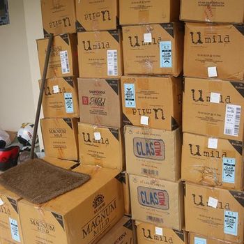  Timbun Ratusan Ribu Rokok Ilegal, Rumah di Malang Digerebek