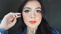 Amanda Rawles kini tampil lebih dewasa dengan riasan yang dikenakannya. Instagram/amandarawles