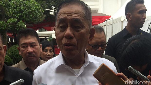Menhan mengatakan WNI ISIS yang ditangkap tidak perlu kembali ke Indonesia.