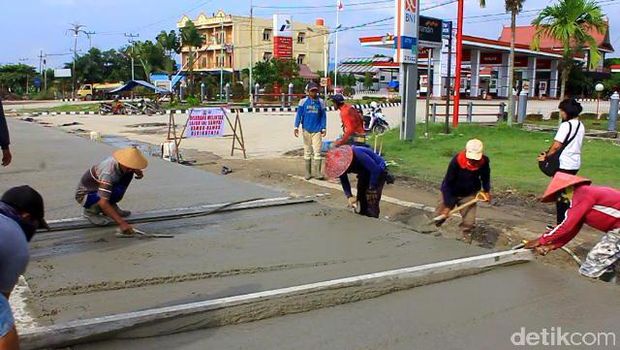 Perbaikan jalan di Riau dikebut jelang arus mudik