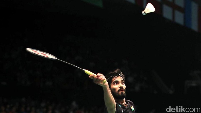 Jan O Jorgensen gagal melaju ke perempatfinal Indonesia Open 2017 setelah dikalahkan pemain India, Kidambi Srikanth dengan skor 15-21, 22-20, dan 16-21 di Plenary Hall Jakarta Convention Center (JCC), Kamis (15/6/2017).