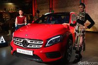 Mercedes-Benz Segarkan Dua Model GLA