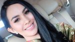 Duh Makin Manis Saja Kartika Putri