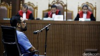 Choel juga bicara soal permohonannya menjadi justice collaborator dan mengembalikan uang suap kasus tersebut kepada KPK. Namun pengajuan justice collaborator ditolak jaksa.