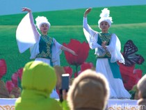 Tak Cuma Tajikistan, Negara Muslim Ini Juga Larang Warganya Berjilbab