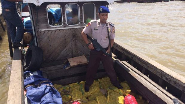  Kapal bermuatan bawang merah selundupan