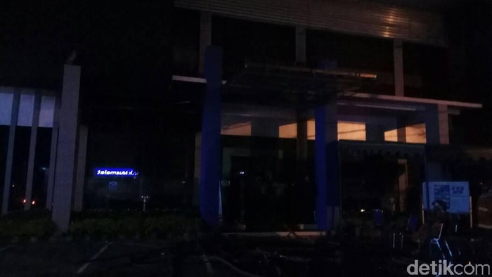 Kantor BPJS Kesehatan di Kediri Dilalap Api