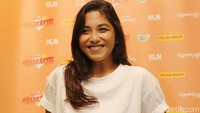 Nadine tengah mempersiapkan single pertamanya loh. Pool/Hanif Hawari/detikFoto.