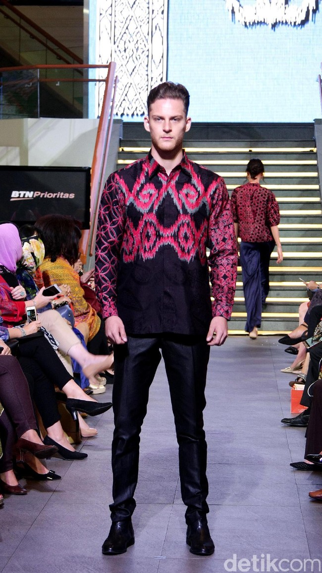 koleksi baju lebaran Alleira Batik (Foto: Mohammad Abduh/Wolipop)