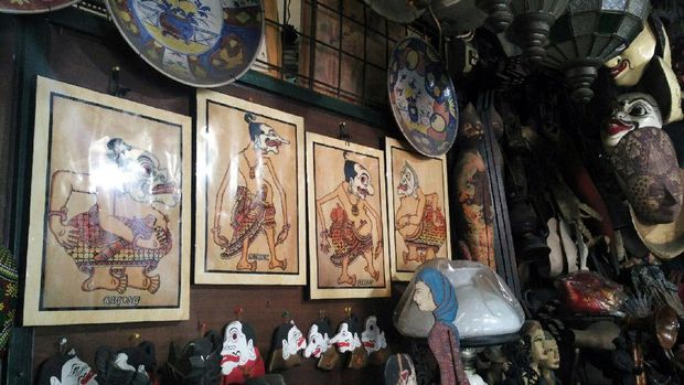Nuansa etnik Jawa langsung terasa di Pasar Triwindu (Wahyu/detikTravel)