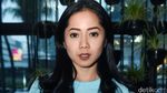 Gaya Kasual Karina Salim