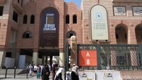 Jika traveler yang pergi haji atau umroh berkunjung ke Masjid Nabawi, tentunya bisa berziarah ke makam Nabi Muhammad SAW. Jangan lupa mampir ke Museum Nabi Muhammad (Fitraya/detikTravel)