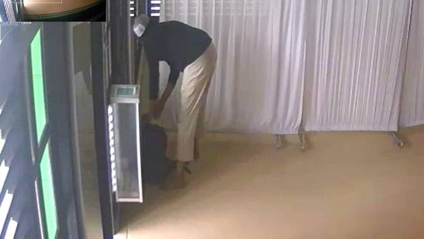  Aksi Amir tertangkap kamera CCTV saat mencuri kotak amal di masjid