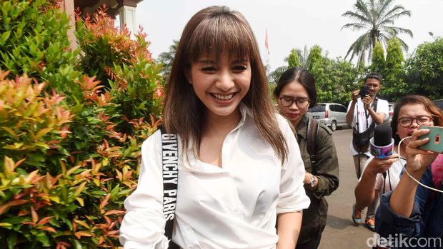 Kabar Terbaru Kasus Ridho Rhoma, Tyas Mirasih Marah Tanggal Nikah Tersebar