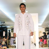 koleksi baju lebaran Azura (Foto: Mohammad Abduh/Wolipop)