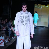 koleksi baju lebaran Ronald (Foto: Mohammad Abduh/Wolipop)