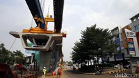 Fase pertama ini ditargetkan akan rampung pada Agustus 2018.