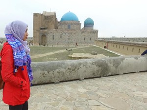 Sehari Dalam Kehangatan Keluarga Muslim Desa Mayakum Kazakhstan