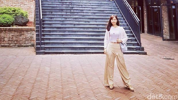 Yannie Mustafa atau Yannie Kim