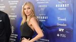 Cantiknya Elsa Hosk, Salah Satu Model Victoria Secret di Video 2U Justin Bieber