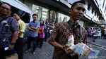 Uang Receh untuk Lebaran Terus Diburu