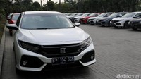 Honda memanfaatkan momen Ramadan untuk merilis produk baru. Setelah setahun dipamerkan akhirnya PT Honda Prospect Motor (HPM) meluncurkan Civic Hatchback Turbo. Foto: M Luthfi Andika