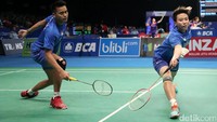 Tontowi/Liliyana sukses mengalahkan Hafiz/Shela dengan skor 21-17 dan 22-20.