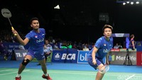 Tontowi Ahmad/Liliyana Natsir akan menghadapi Tan Kian Meng/Lai Pei Jing dari Malaysia di babak delapan besar Indonesia Open 2017. Mereka lolos perempatfinal usai mengalahkan Hafiz Faizal/Shela Devi Aulia (Indonesia). Foto: Grandyos Zafna/detikSport