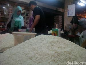 Jelang Lebaran, Harga Beras dan Daging Ayam di Bandung Naik